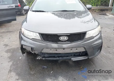 2013 Kia Forte Ex z USA, uszkodzony, nr VIN KNAFU6A26D5743270